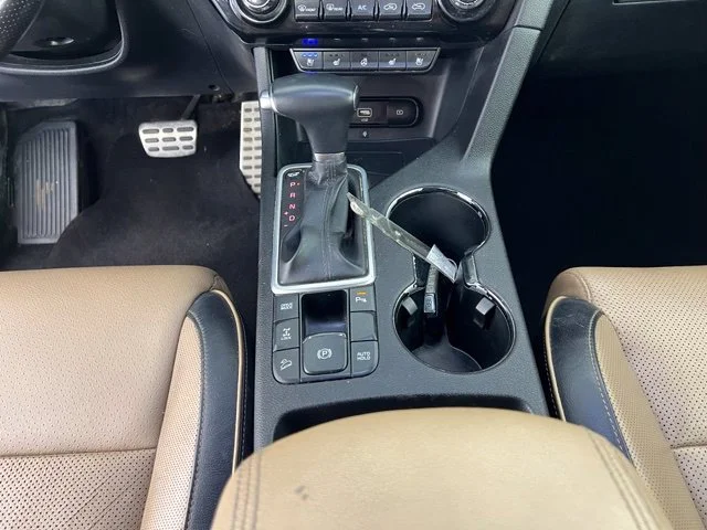 Used 2021 White Kia SX image 35