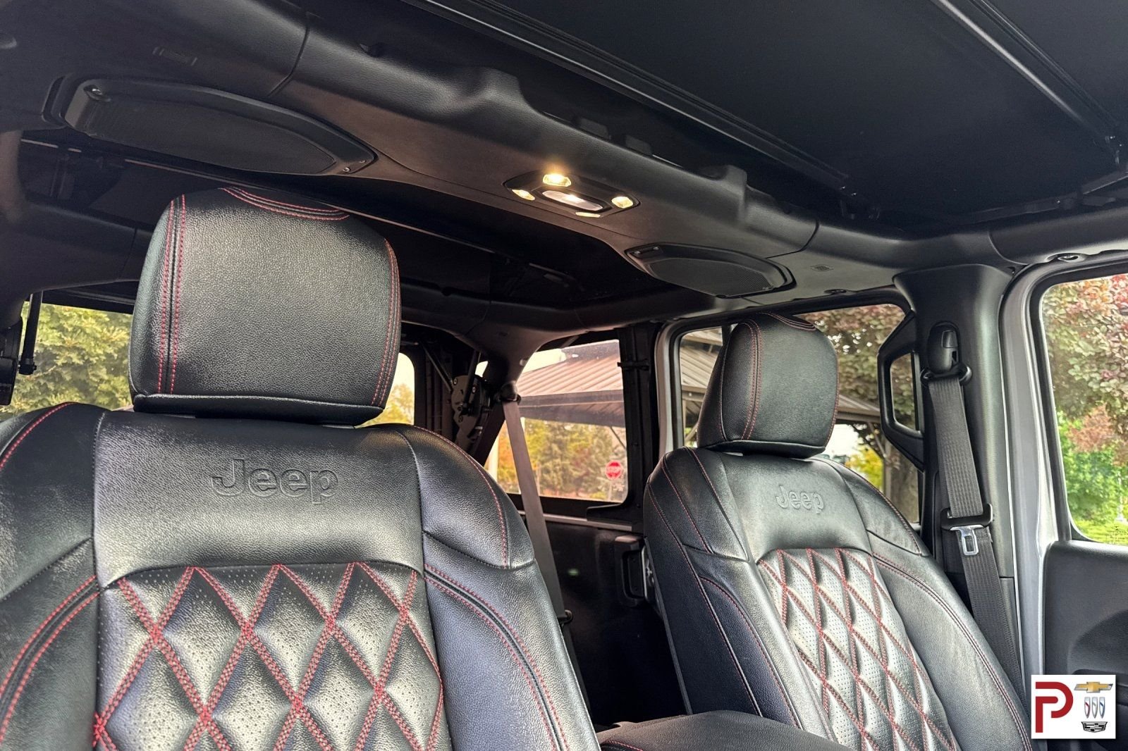 Used 2019 Silver Jeep Unlimited Sport S image 20