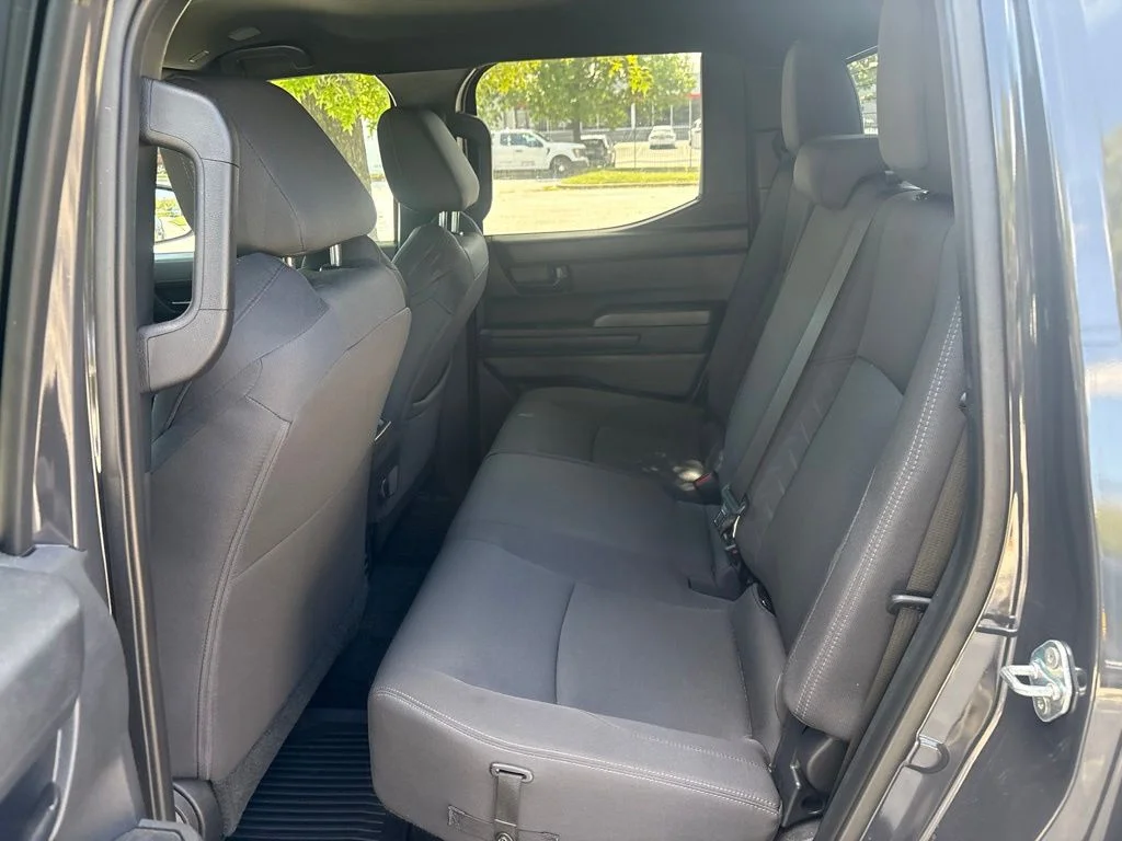 Used 2024  Toyota SR5 image 7