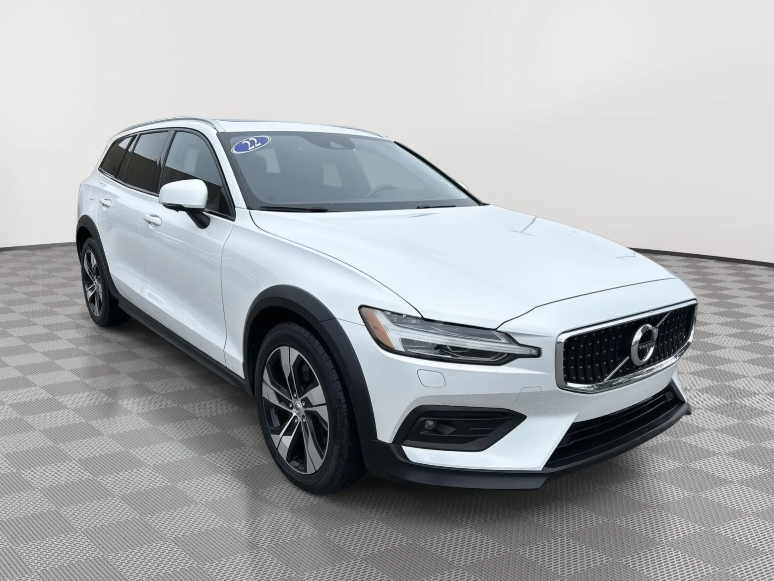 2022 Volvo V60 Cross Country T5 AWD Cross Country's photo