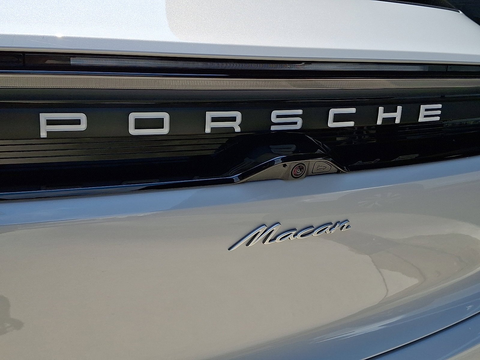 Certified Used 2026 Ice Grey Metallic   G7 Porsche Electric image 33