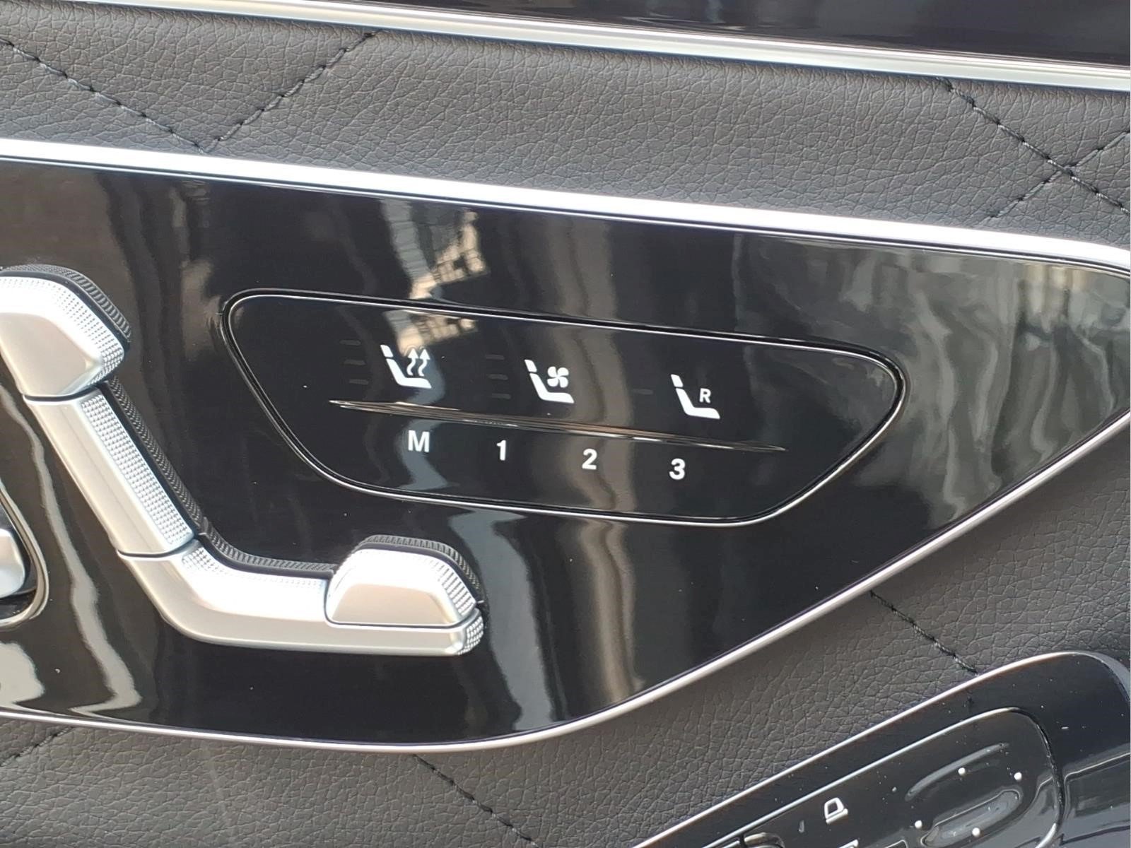 Certified Used 2023 Black Mercedes-Benz S 580 4MATIC® Sedan image 22
