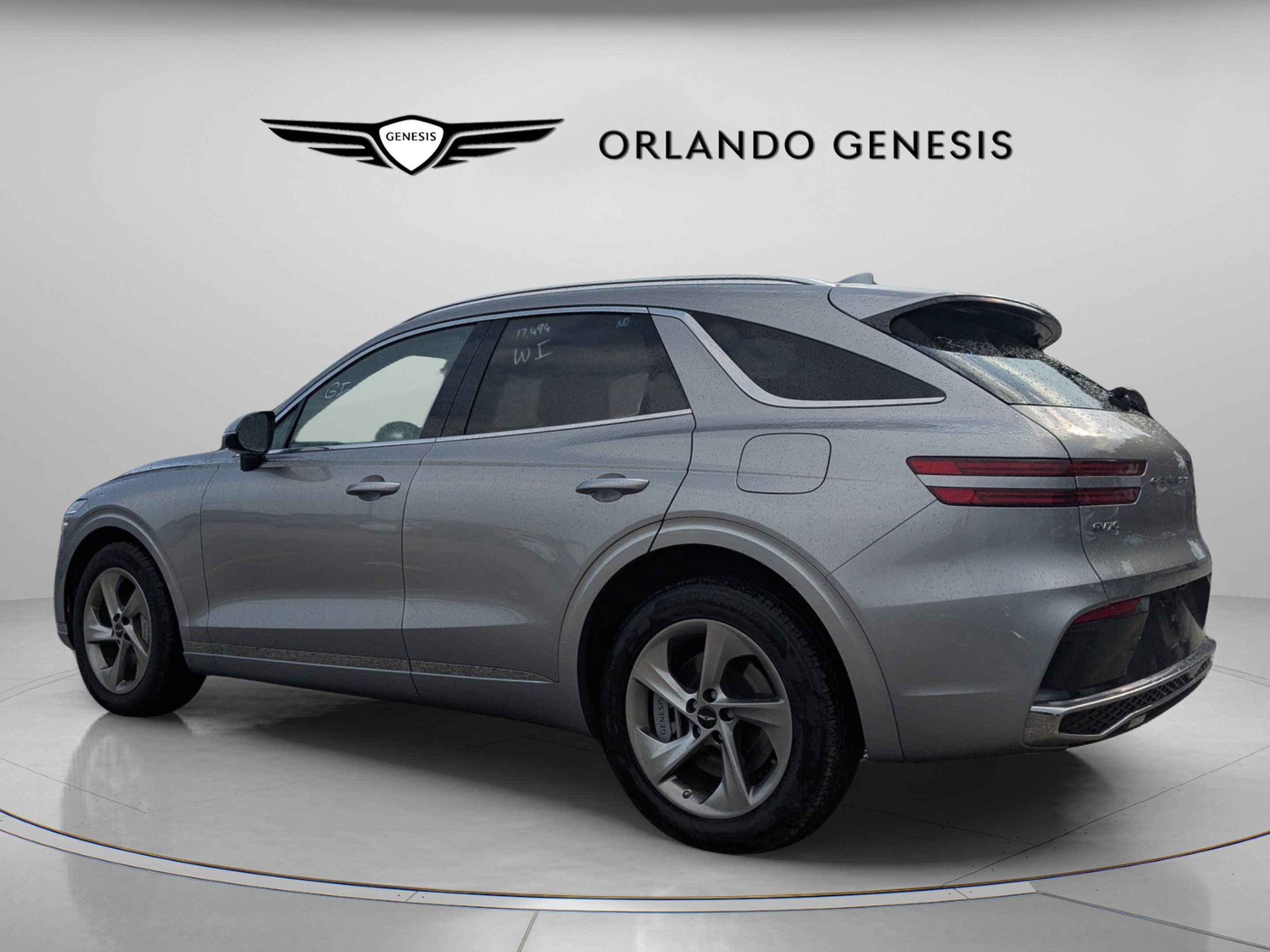 2026 GENESIS GV70 Standard - Photo 6