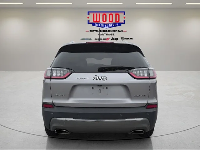 Used 2019 Billet Silver Metallic Clearcoat Jeep Limited image 4