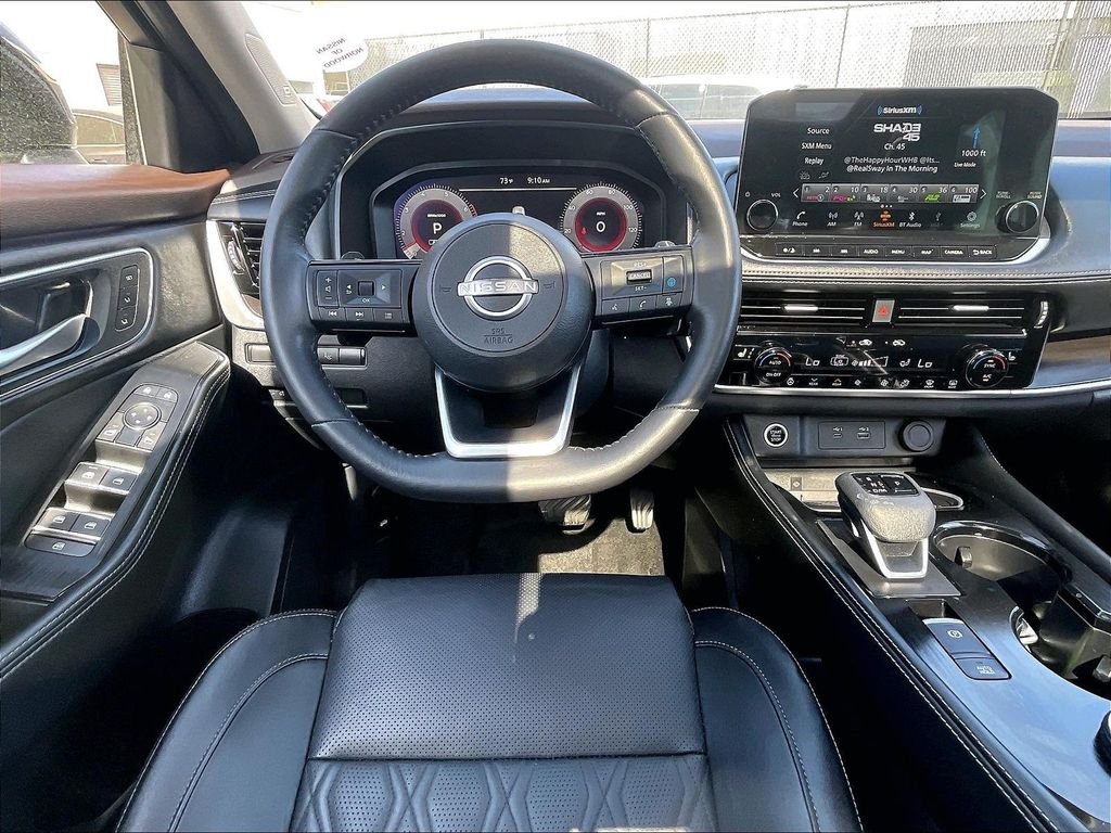 Certified Used 2023 White Nissan Platinum image 17