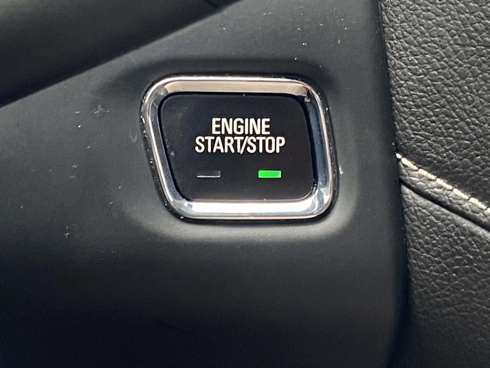 Used 2023 Silver GMC SLE image 22