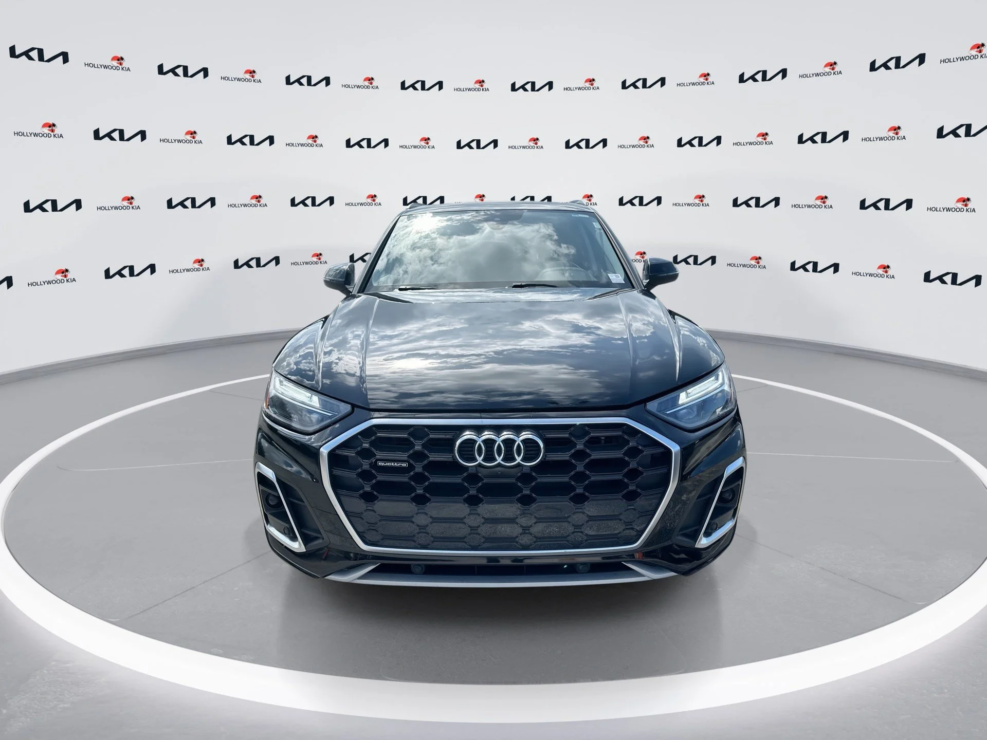 Used 2023 Black Metallic Audi S line Premium Plus image 3