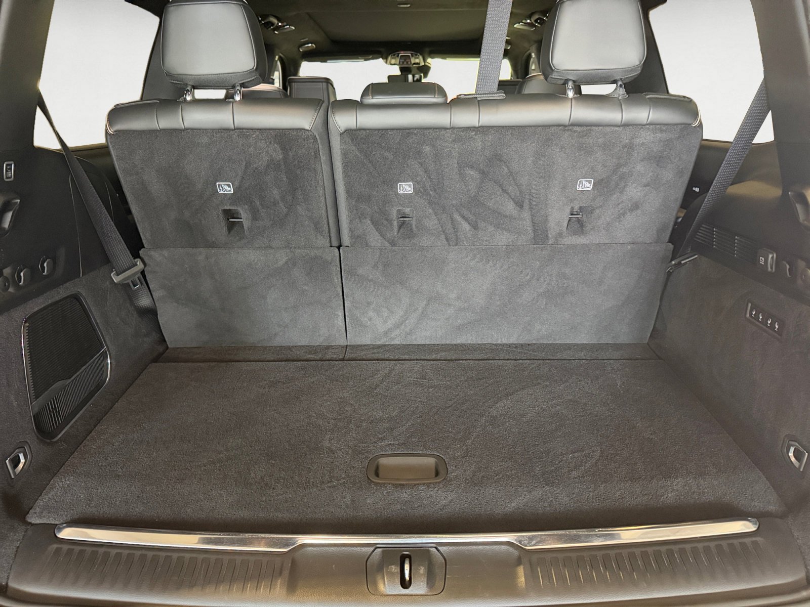 Used 2023 Baltic Gray Metallic Clearcoat Jeep Series III image 19