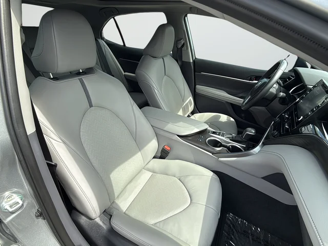 Used 2024 Silver Toyota XLE image 26