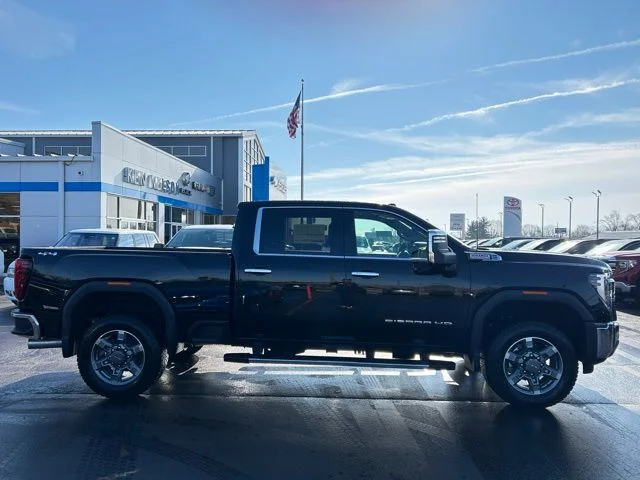 2026 GMC Sierra 2500HD SLT - Photo 11