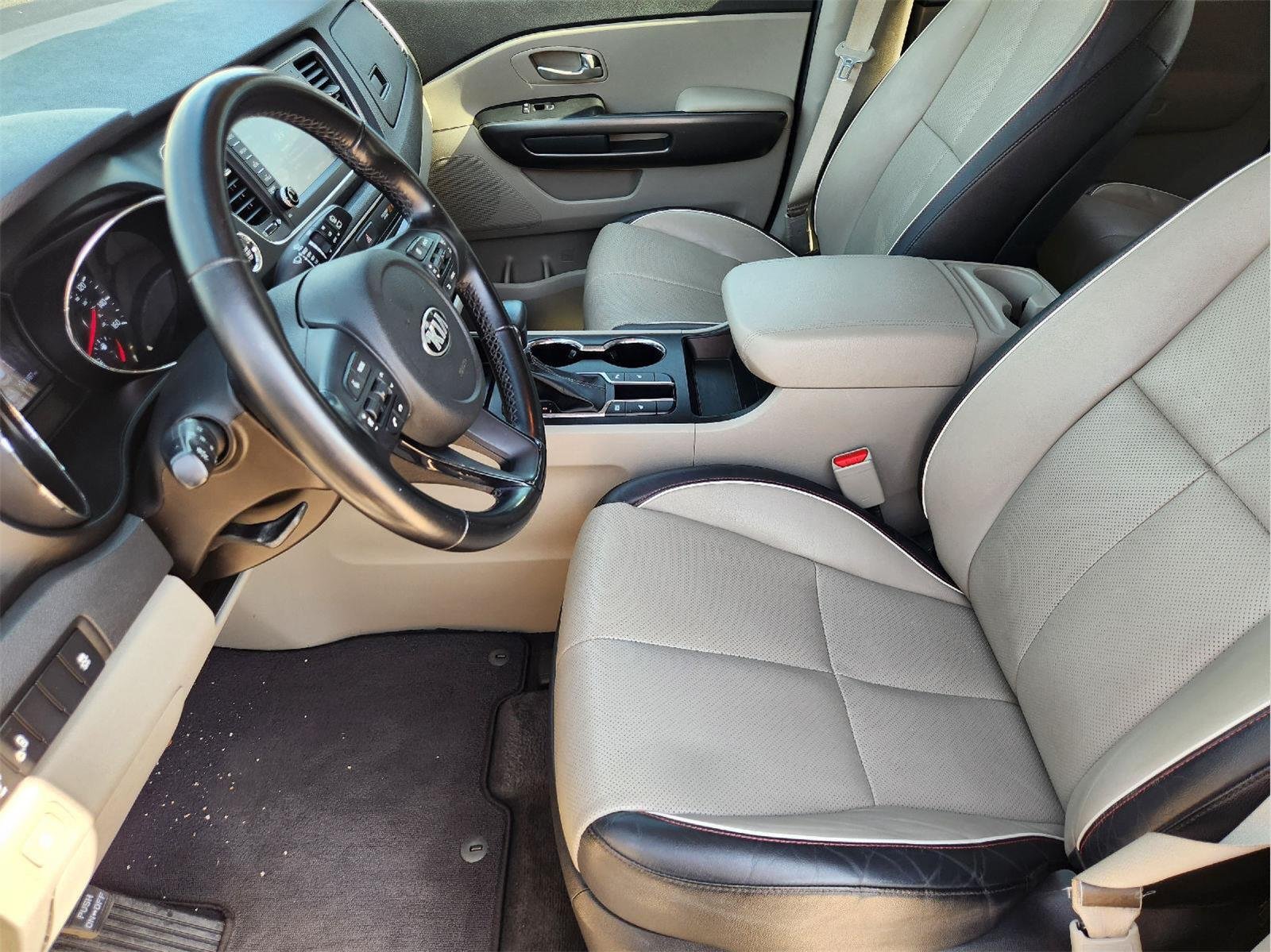 2020 Kia Sedona EX - Photo 13