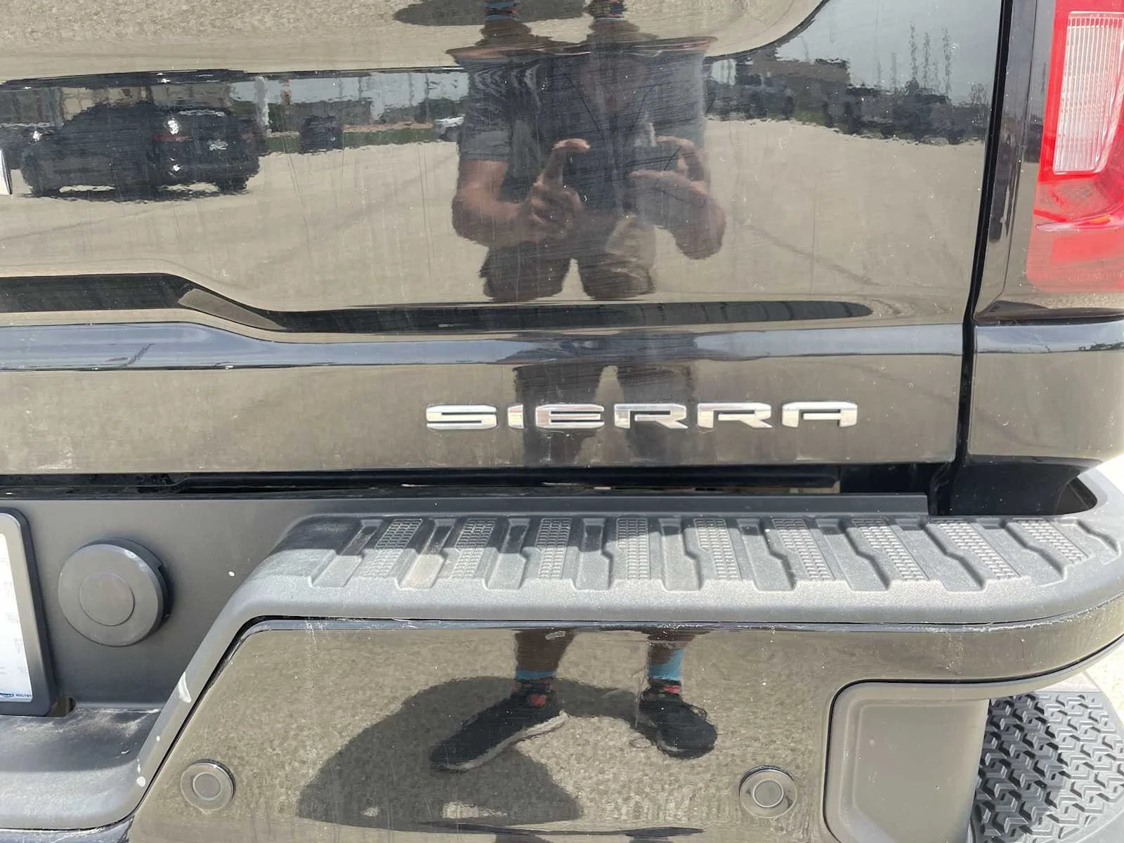 Used 2021 Onyx Black GMC Denali image 34