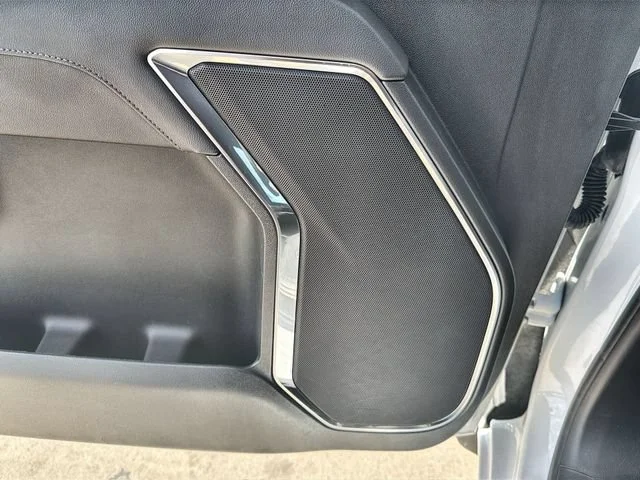 Used 2023 Summit White Chevrolet LT image 23
