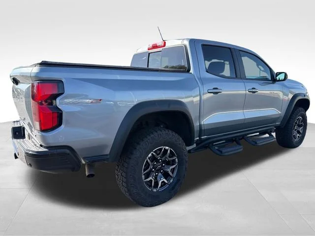Used 2025 Sterling Gray Metallic Chevrolet ZR2 image 6