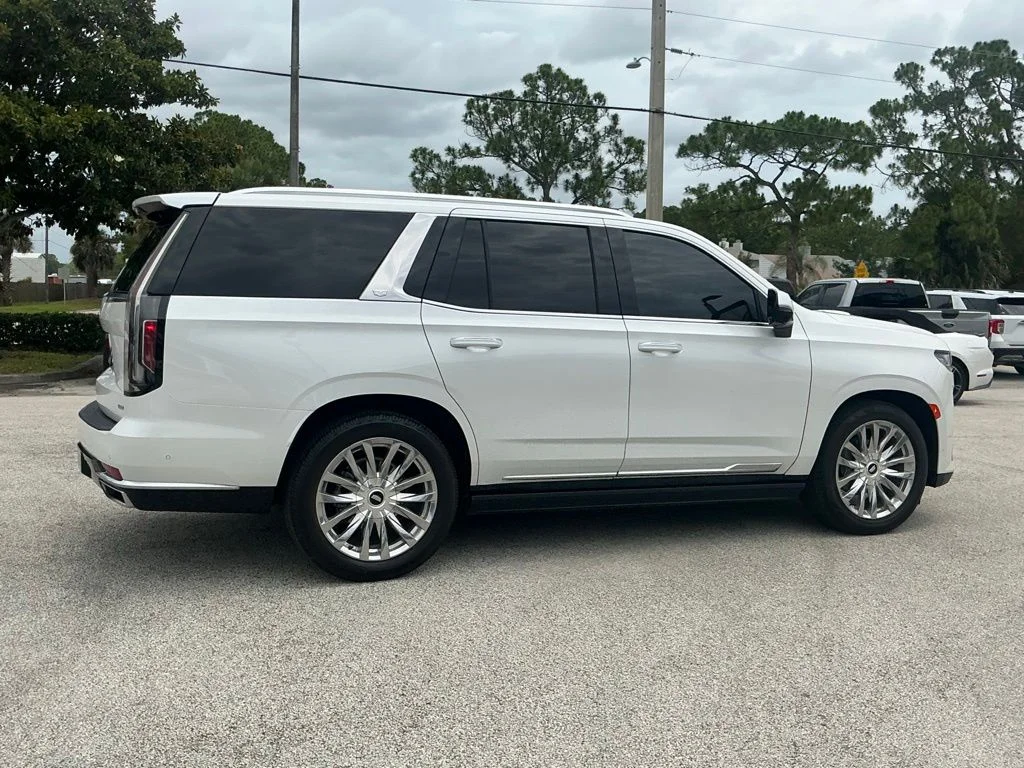 Used 2023 White Cadillac Premium Luxury image 15