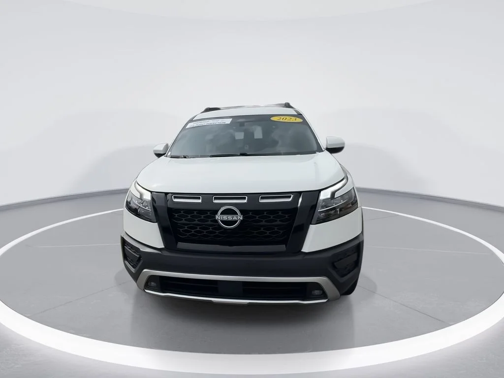 Used 2023 White Nissan Rock Creek image 3