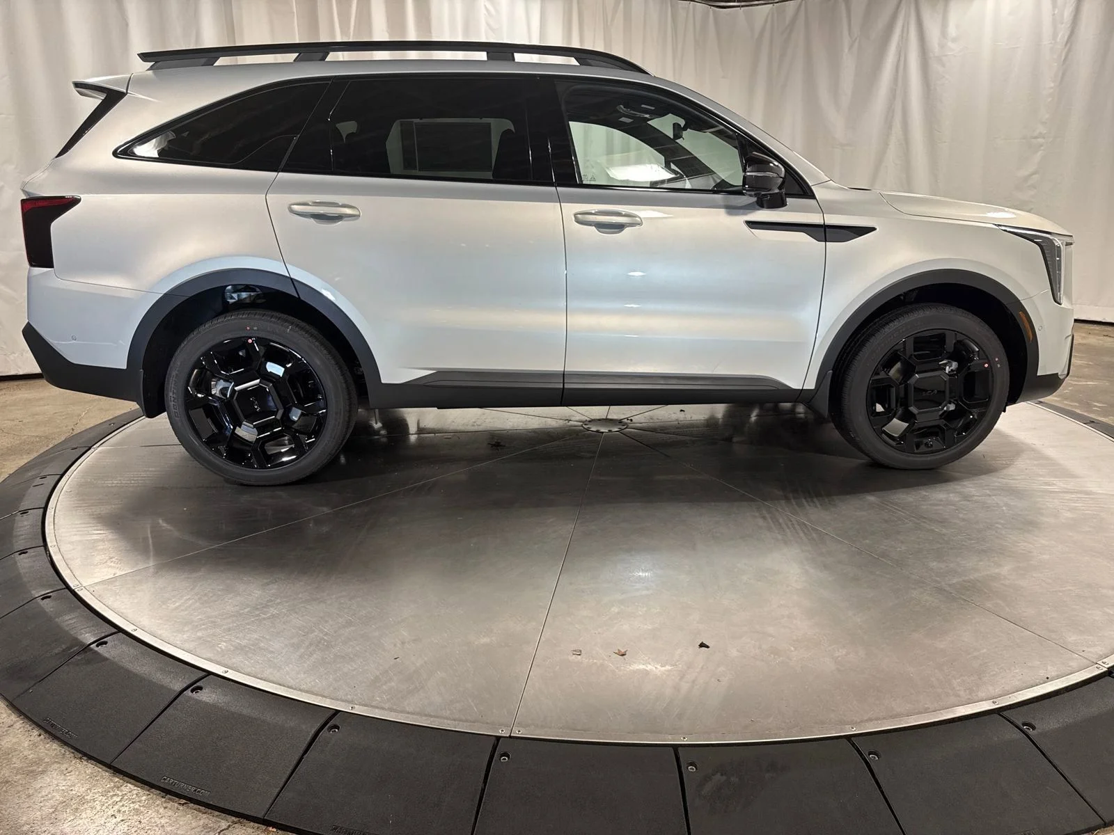 New 2026 Ivory Kia X-Line SX Prestige image 6