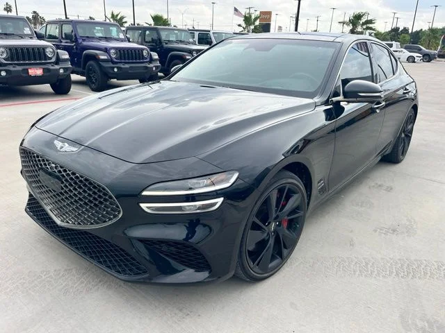 Used 2023 Black Genesis 3.3T image 3