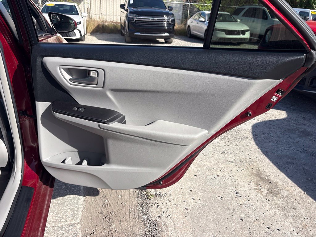 Used 2016 Red Toyota LE image 19