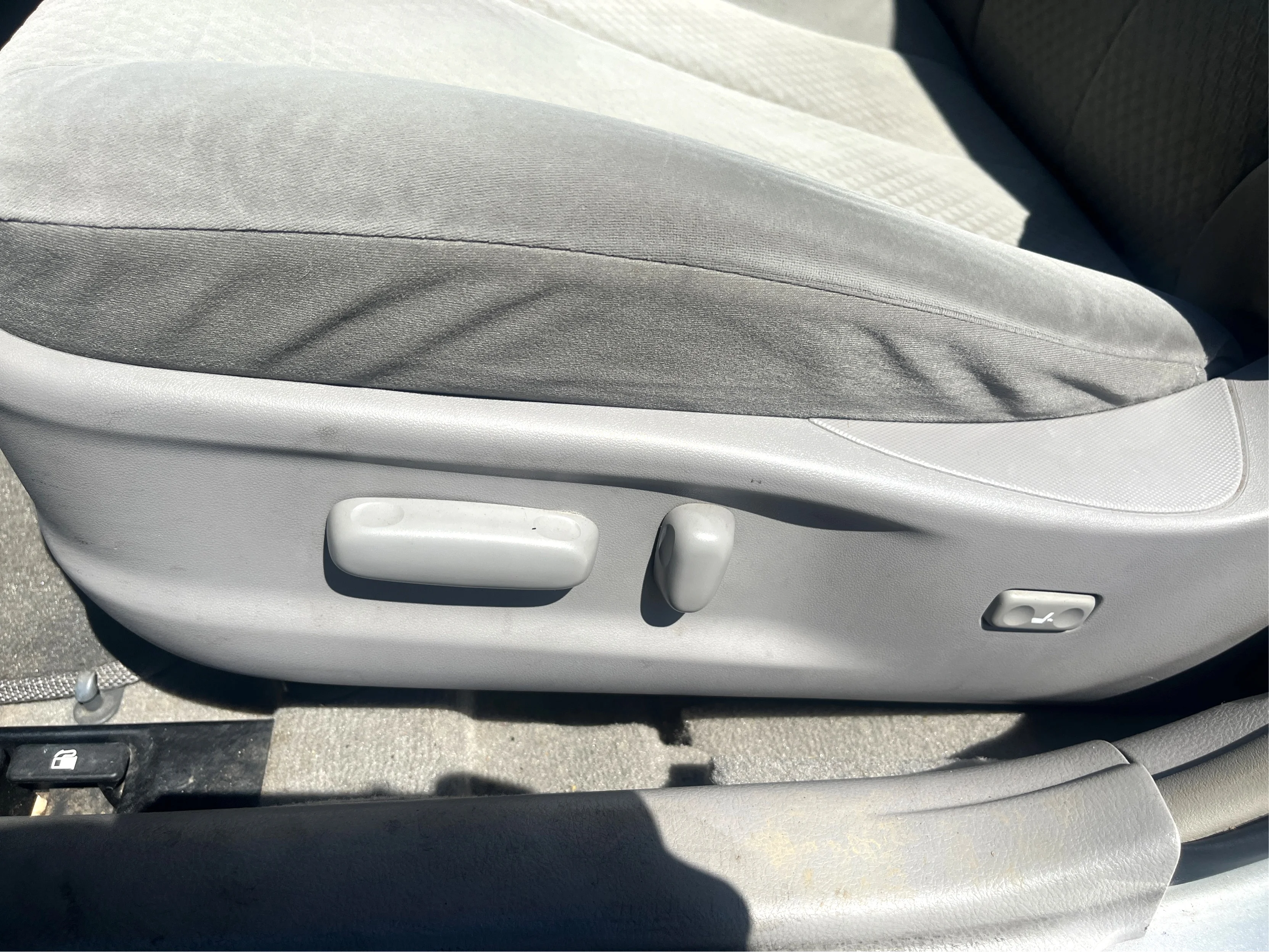 Used 2007 GRAY Toyota CE 5-Spd AT image 15