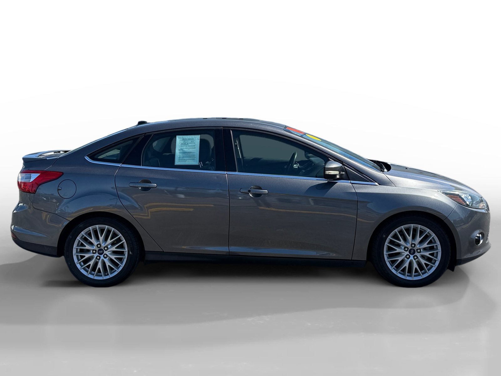 Used 2014 Sterling Gray Metallic FORD Titanium image 6