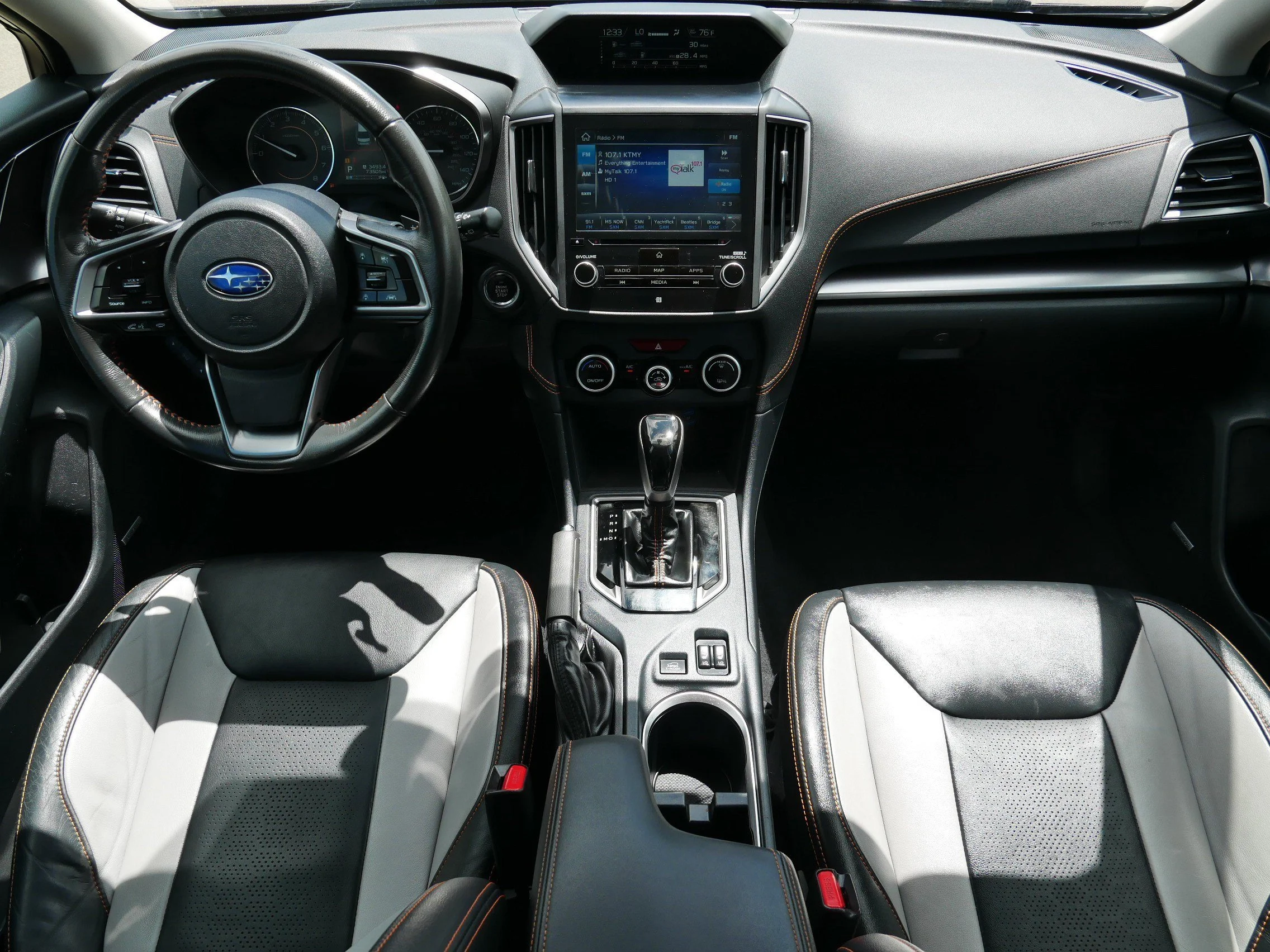 Used 2018 Dark Gray Metallic Subaru Limited image 10