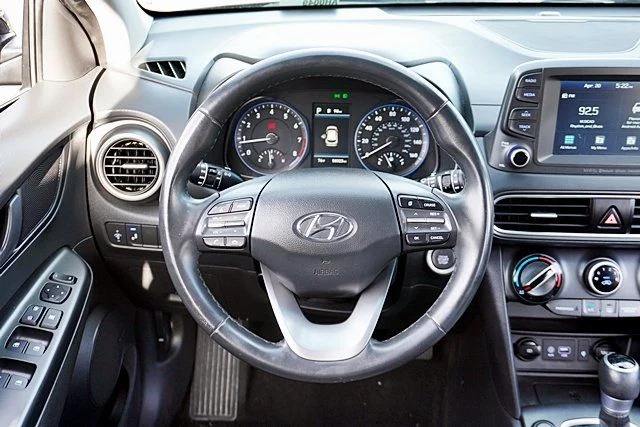 Used 2021 Black Hyundai SEL Plus image 19