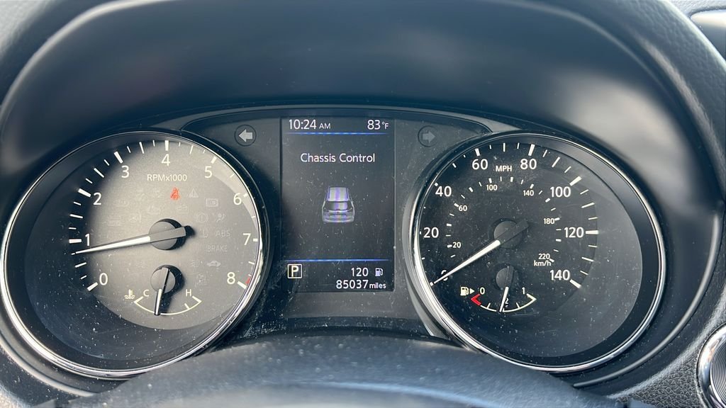 Used 2020 Gray Nissan SV image 21