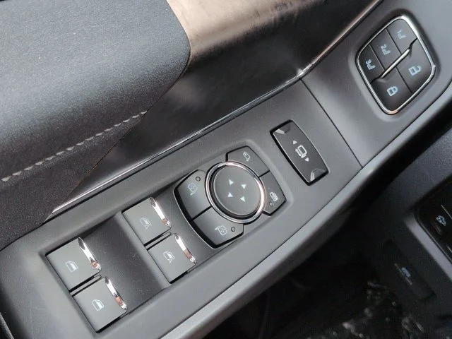 New 2026 Avalanche Ford F-250® Lariat® image 25