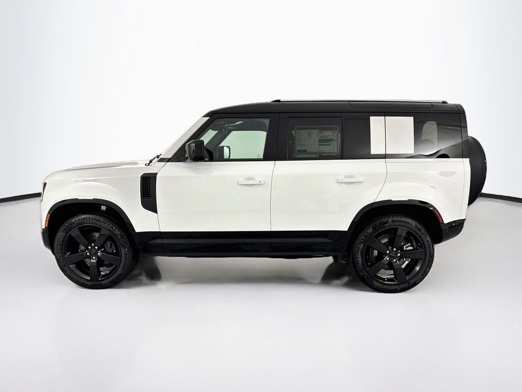 New 2026 Fuji White Land Rover X-Dynamic SE image 8