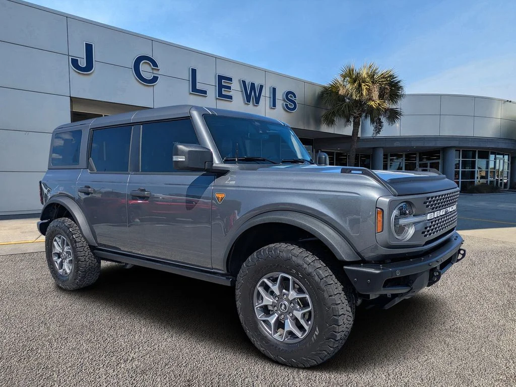 2024 Ford Bronco Badlands 4x4's photo
