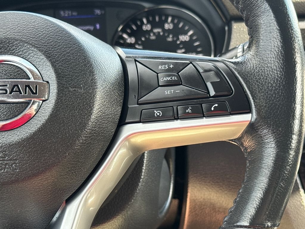 Used 2018 Silver Nissan SV image 21