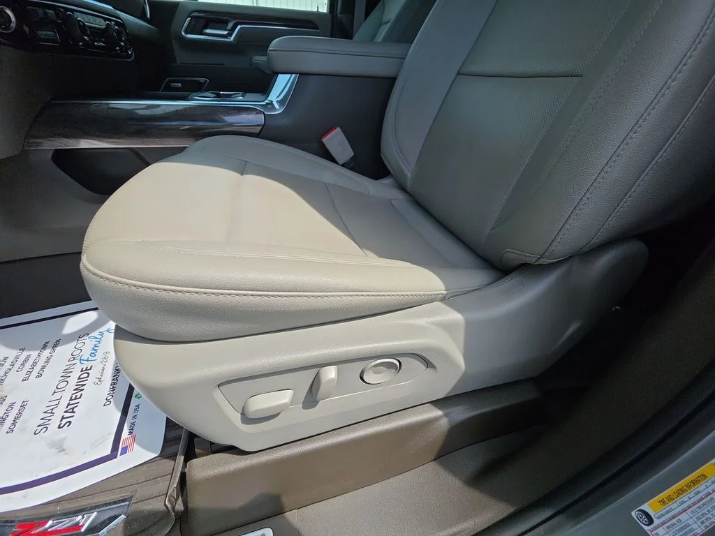Used 2025 Gray Chevrolet LTZ image 12