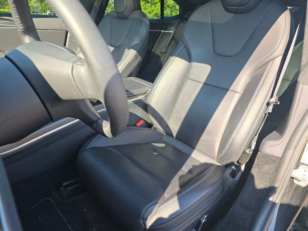 Used 2024 Solid Black Tesla Plaid image 18