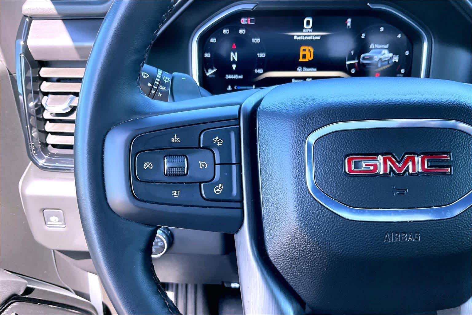 Used 2026 Summit White GMC AT4 image 23