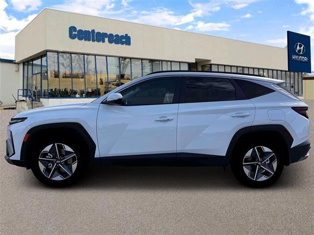 New 2026 Serenity White Pearl Hyundai SEL AWD image 3