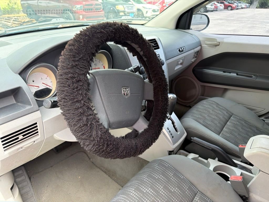 Used 2007 Blue Dodge SXT image 9