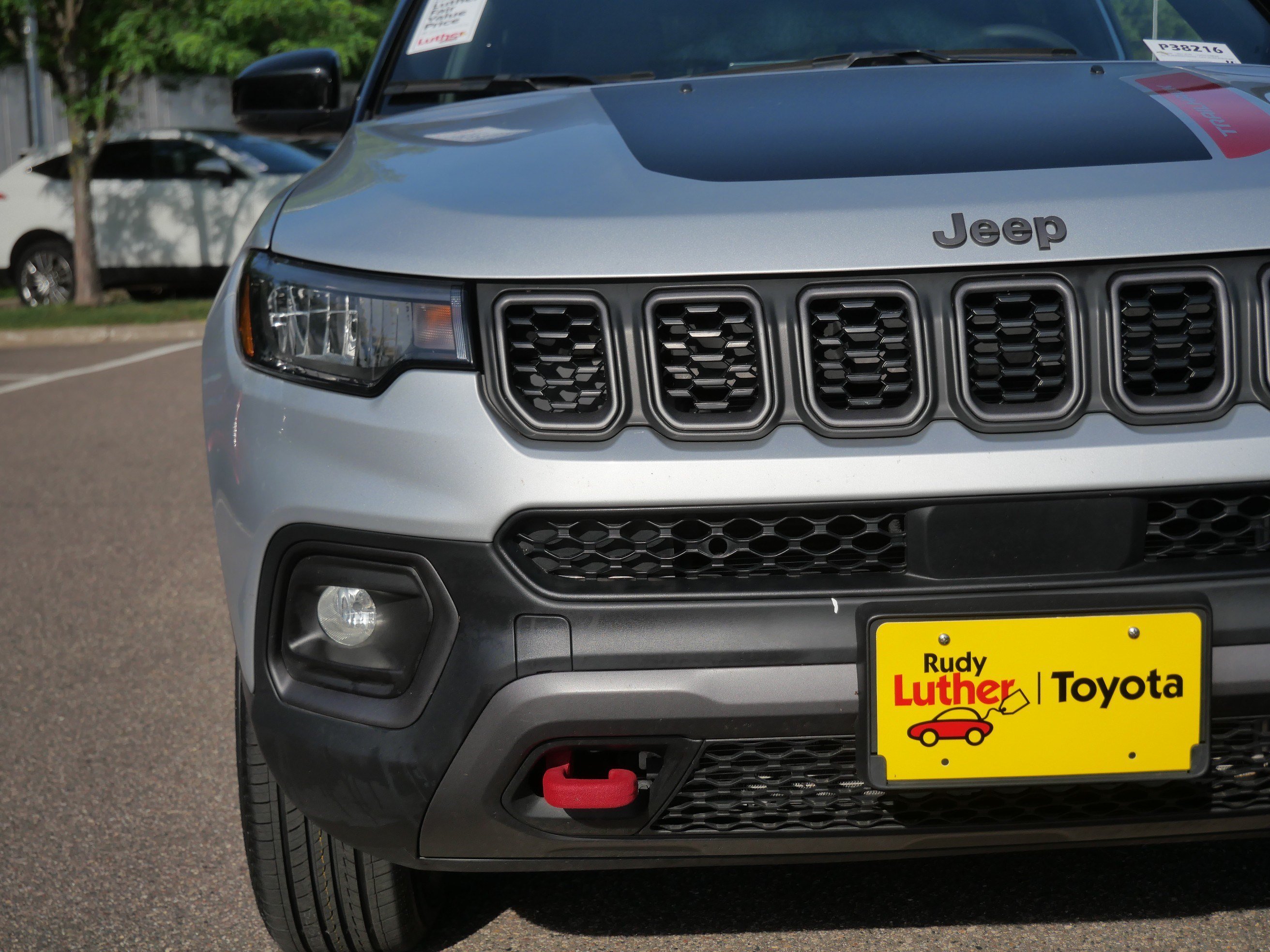 2025 Jeep Compass Trailhawk - Photo 16
