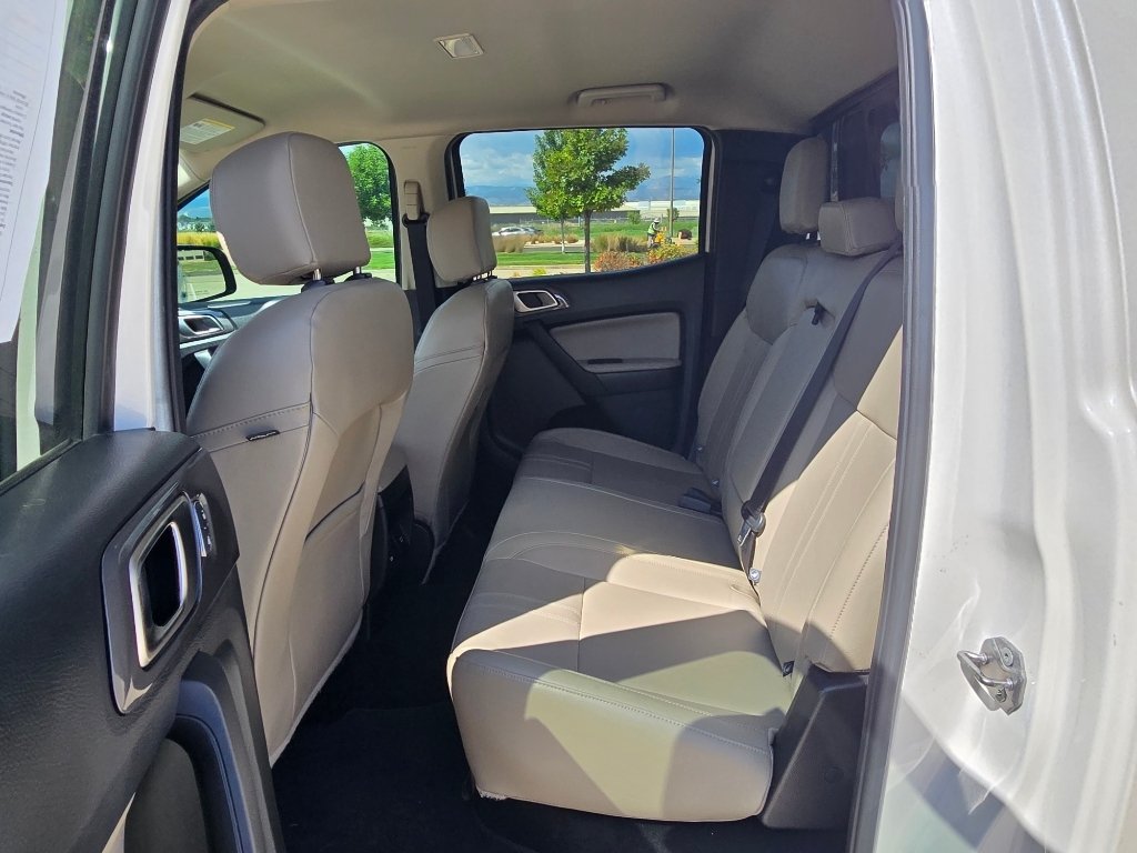 Used 2019 White Platinum Tri-Coat Ford LARIAT image 16