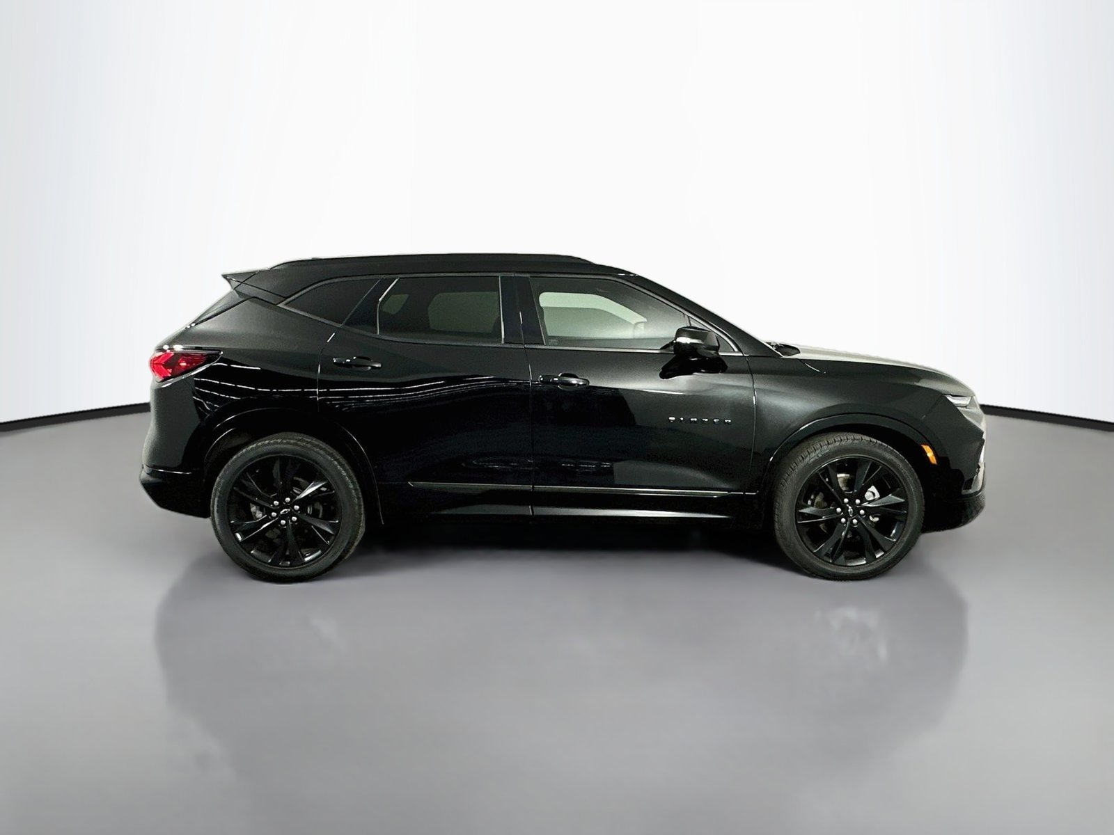 Used 2020 Black Chevrolet RS image 9