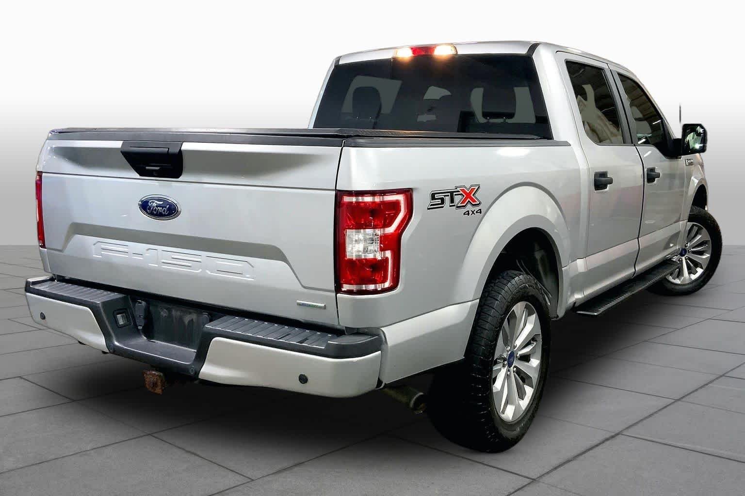 Used 2018 Ingot Silver Ford XL image 13
