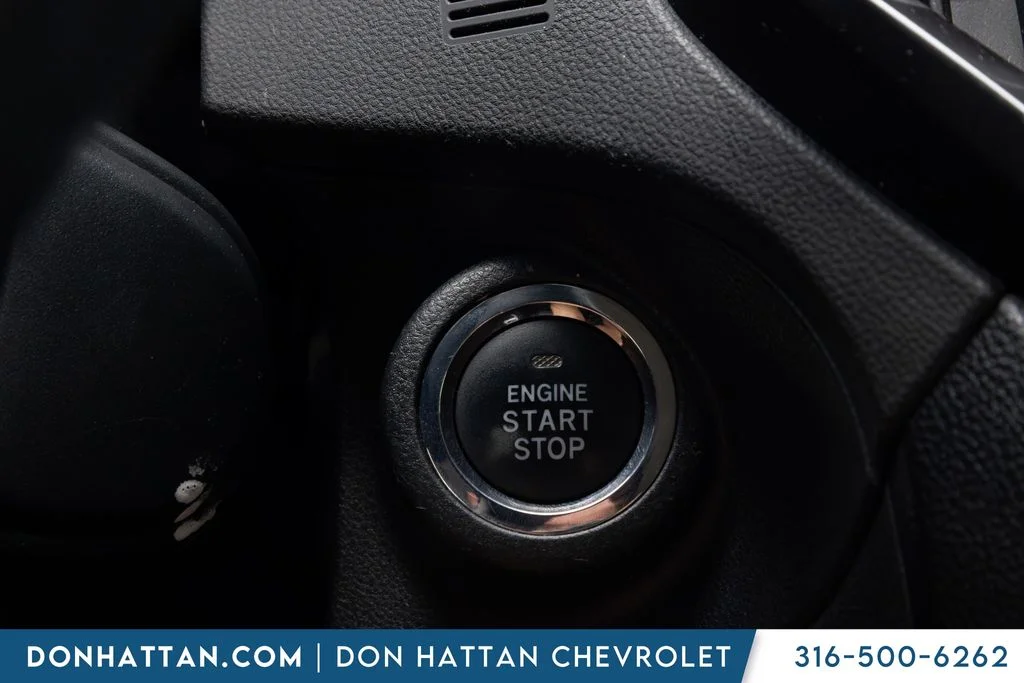 Used 2022 White Subaru Onyx Edition image 11