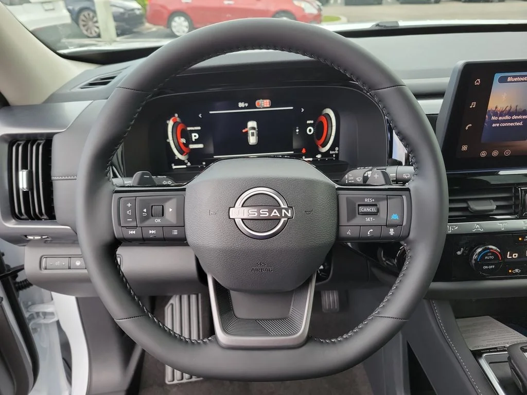 New 2026 White Nissan SL image 27
