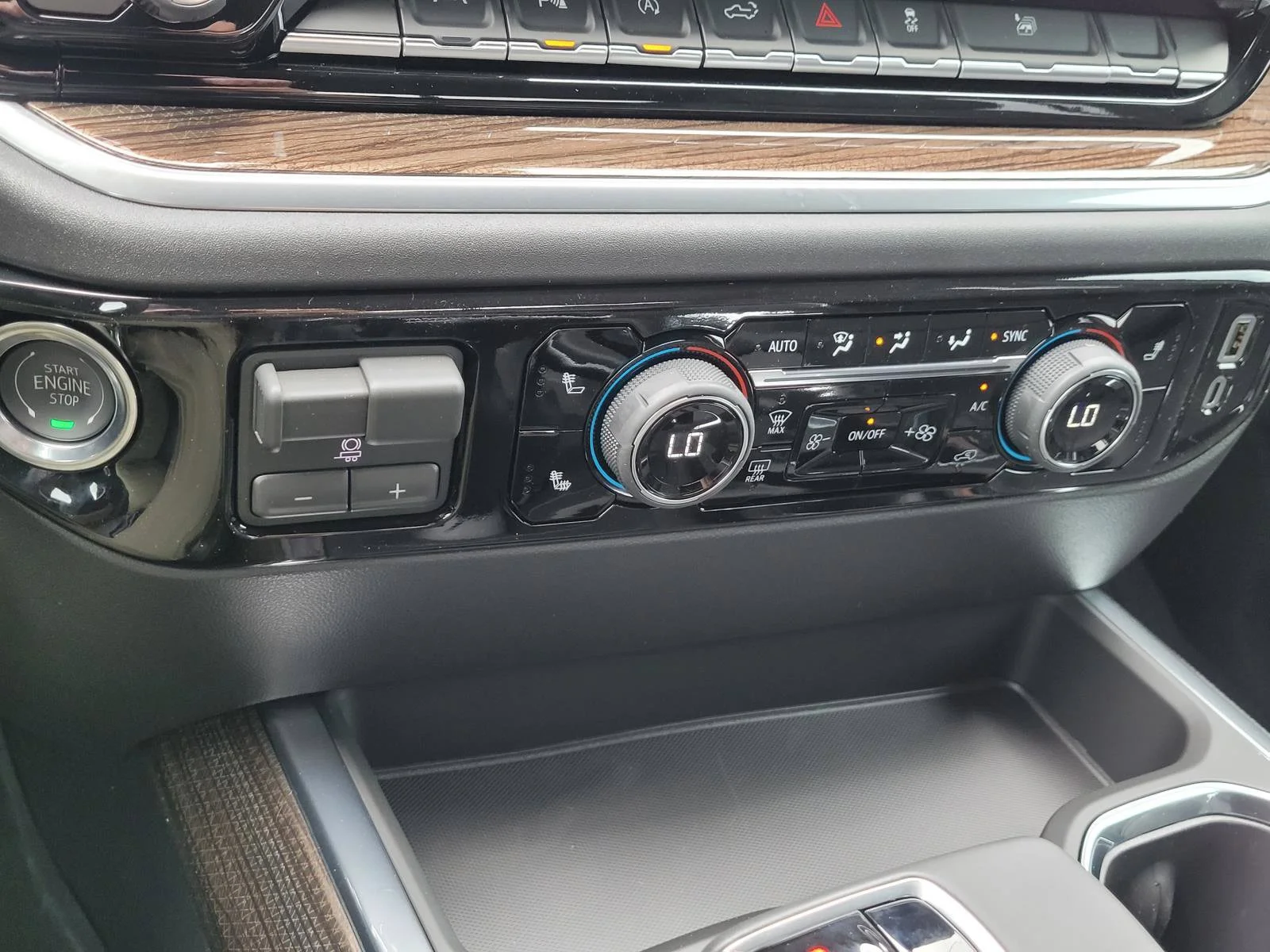 2026 Chevrolet Silverado 1500 RST - Photo 19
