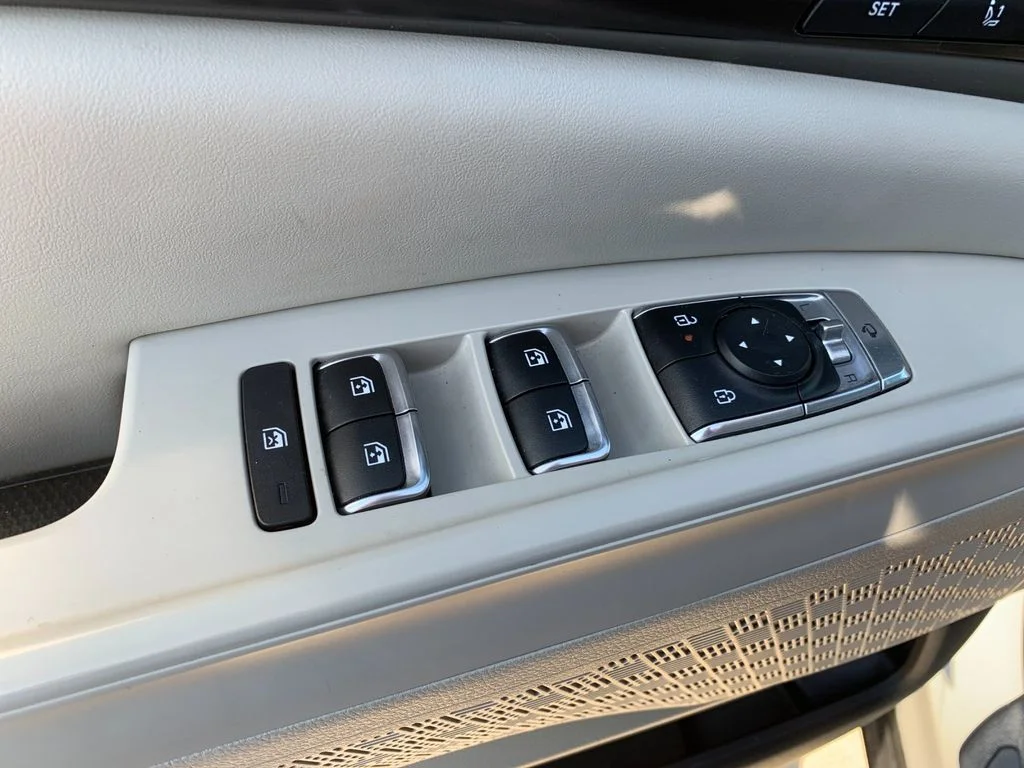 Used 2025 White Kia SX image 13