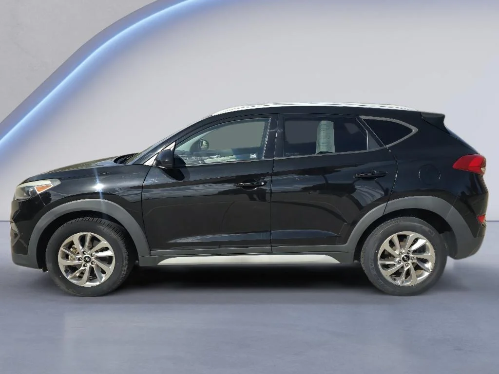 Used 2018 Black Noir Pearl Hyundai SEL image 2