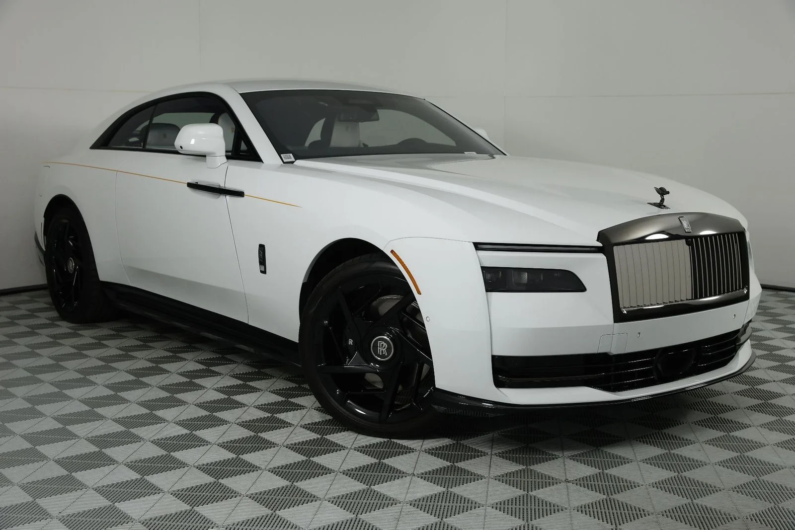 New 2025 Arctic White Rolls-Royce Black Badge image 9