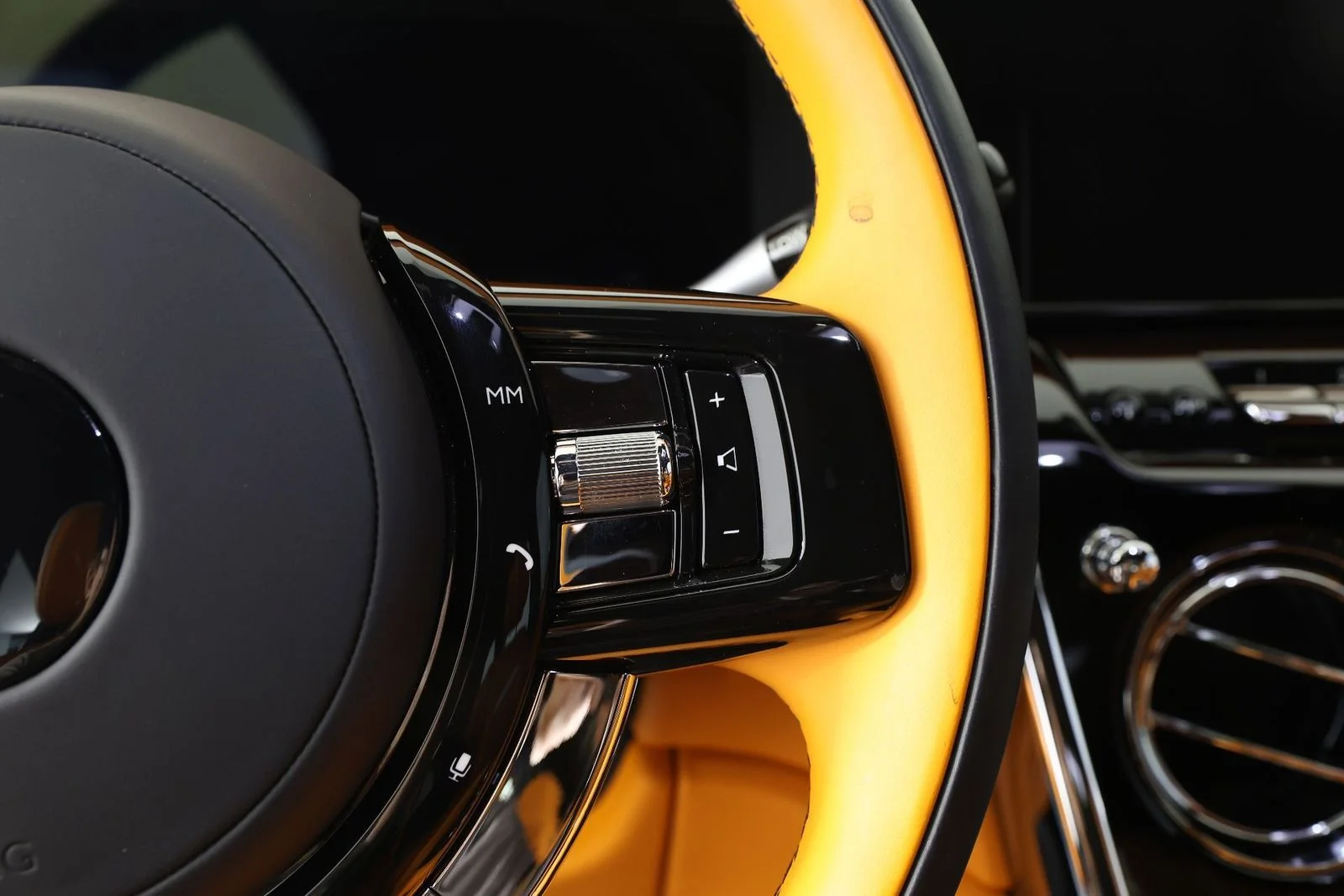 2025 Rolls-Royce Cullinan Base - Photo 15