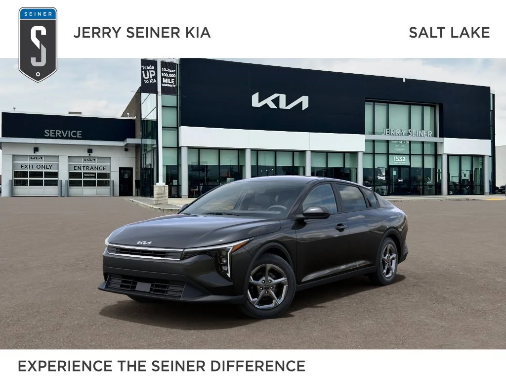 2026 Kia K4 LXS AT's photo