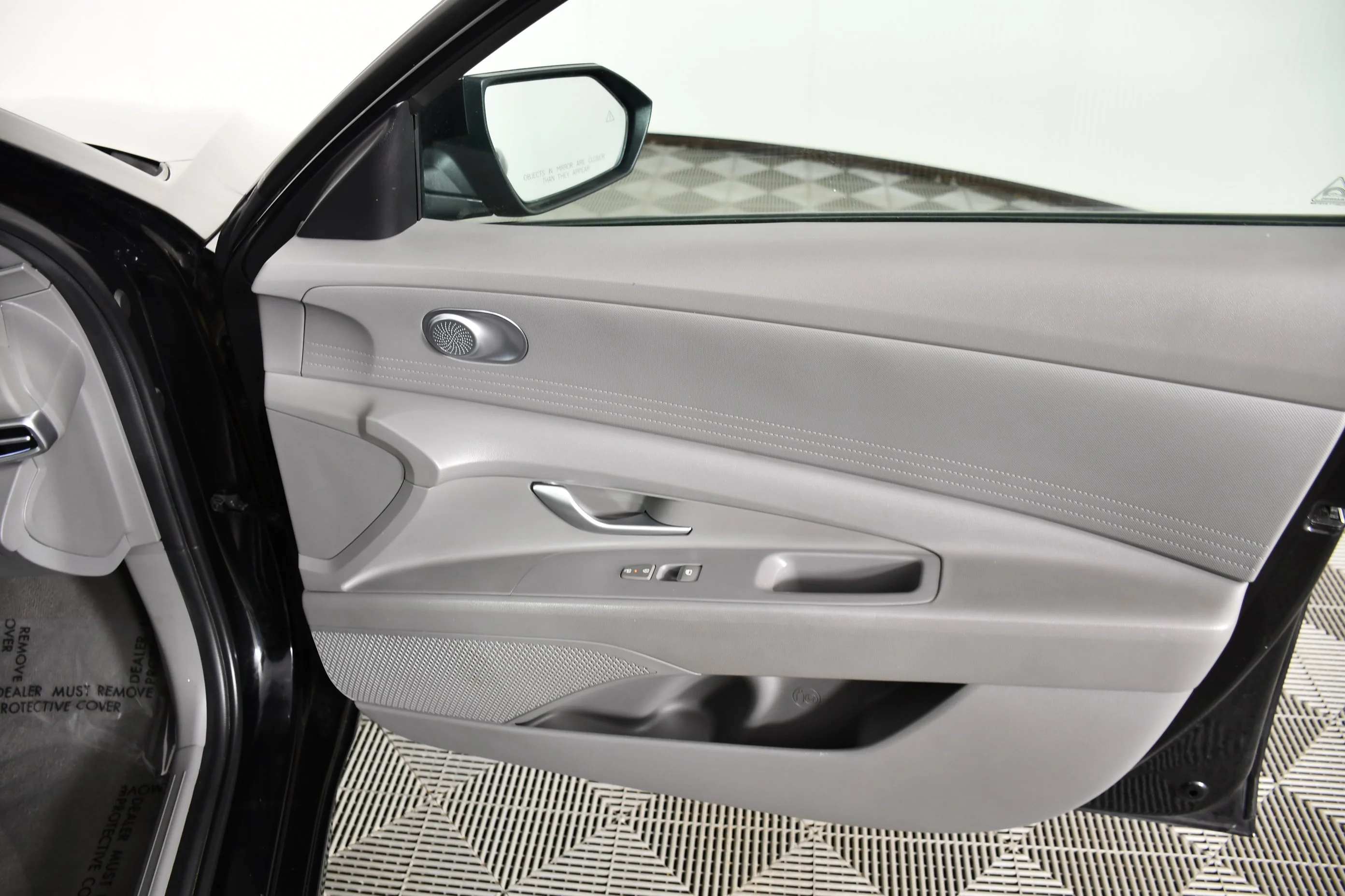 Used 2024 Abyss Black Hyundai SEL image 41